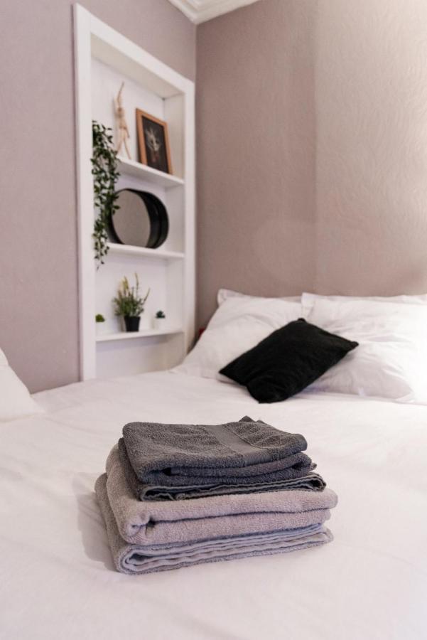 Apartmán Agreable Studio En Plein Coeur De Quimper Exteriér fotografie